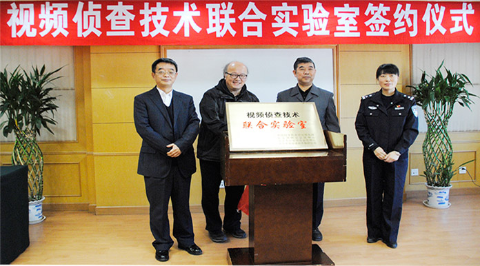 59bb628050b29750609e15093a1634f3.jpg hezuo022.jpg