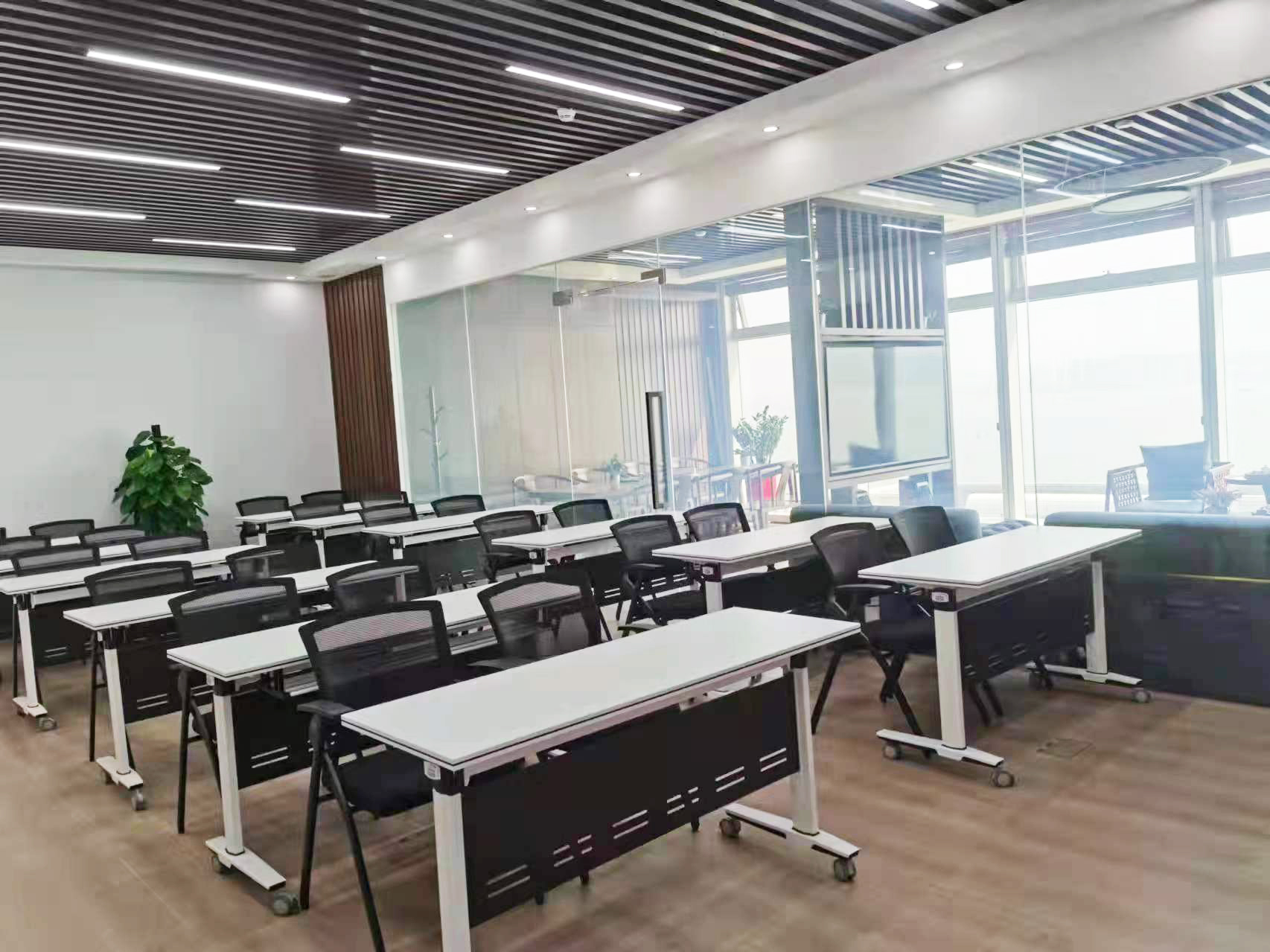 641b504d3c78a4dc4cde0ddf1821ef5b.jpg 5eabe6aef215e1dd63b1cd9e79dbba3.jpg